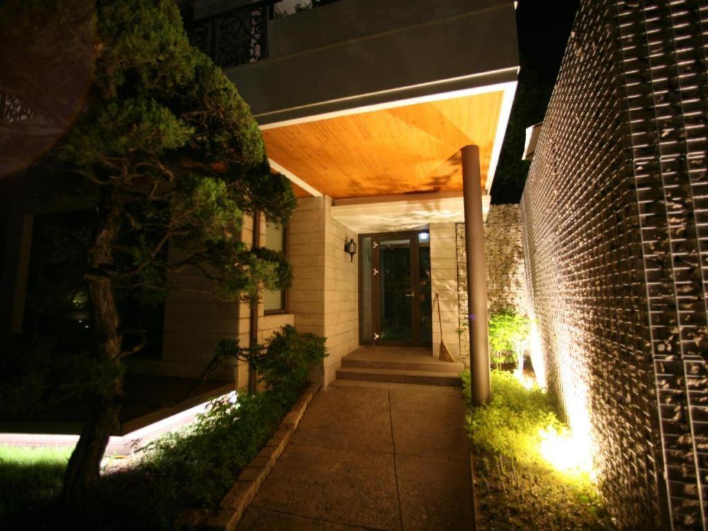 Bonum 1957 Hanok And Boutique Seul Exterior foto